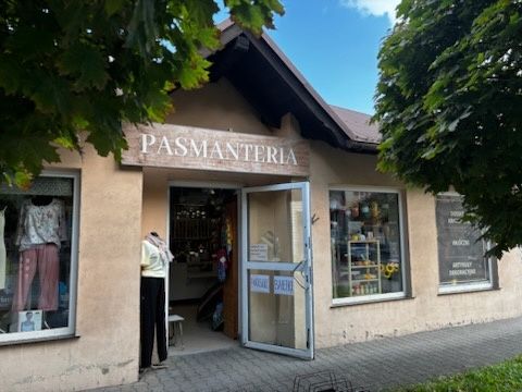 Pawilon handlowy usługowy