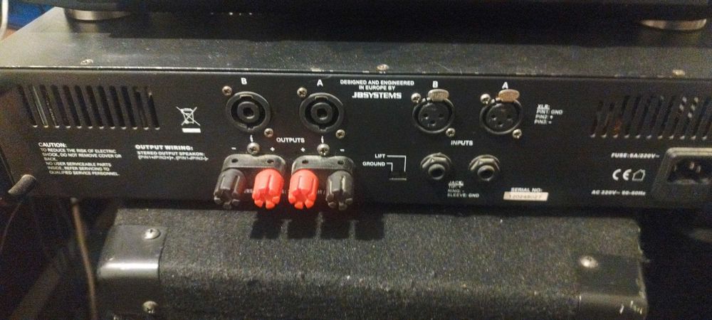 Sistema de Som Completo – Colunas + Amplificador + Mesa DJ – 270€