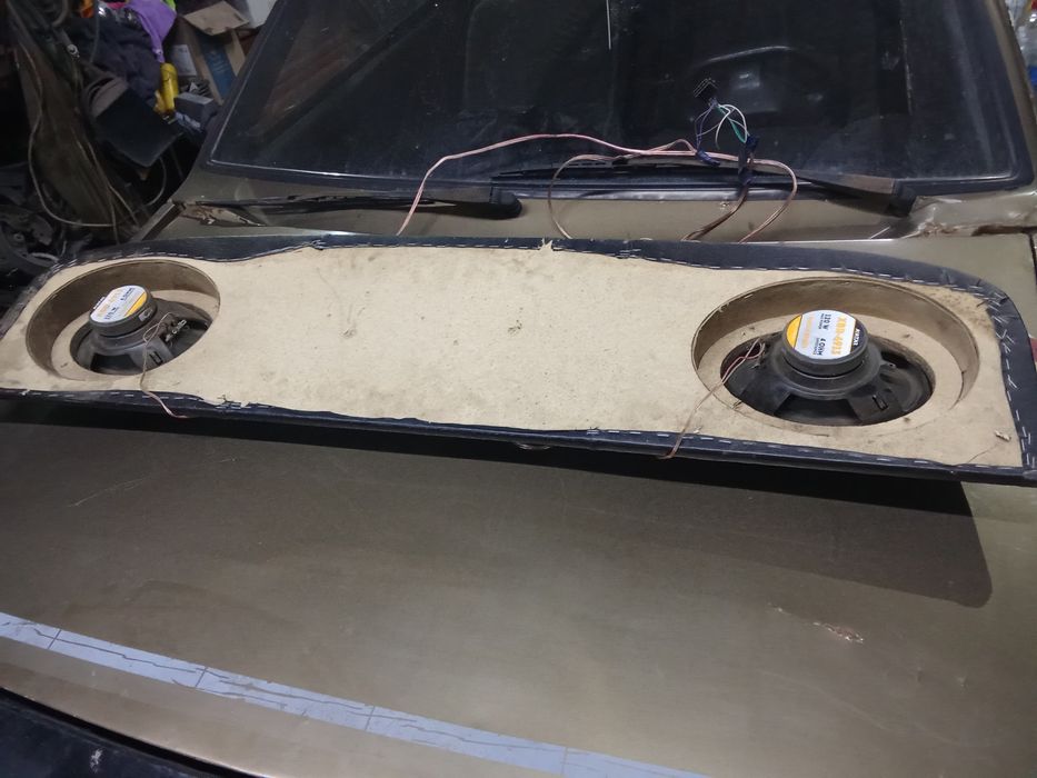 Акустическая полкаВАЗ  2101-2107