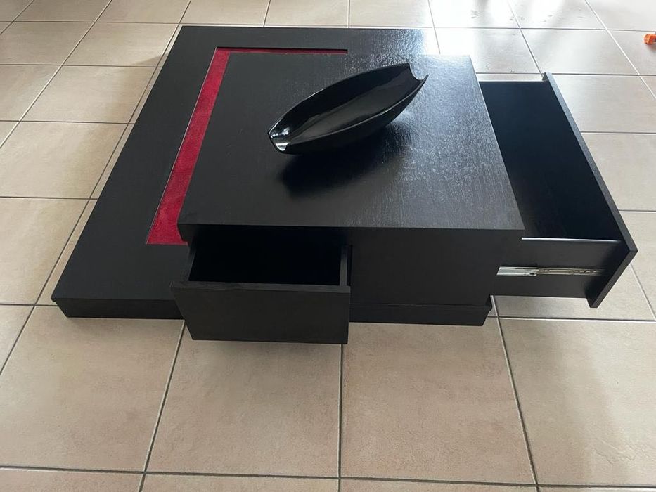 Mesa de centro moderna