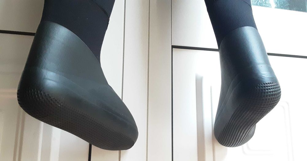 Fato Seco Beauchat Narvik 7mm + Mangueira 1.80m/65-70kg - 200€