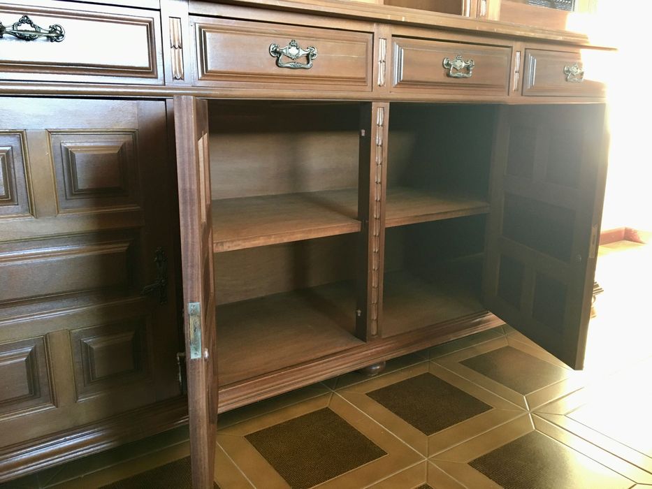 Móvel de Sala (Louceiro)