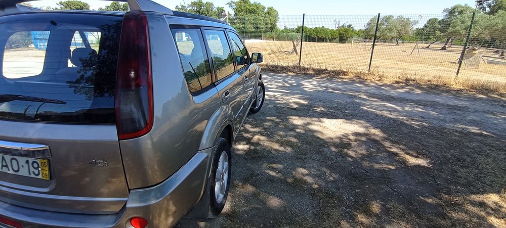 Nissan xtrail 2.2 dci