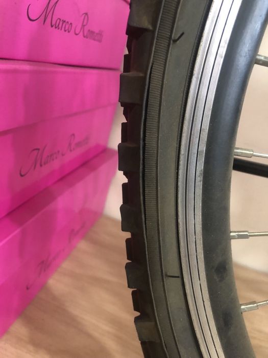 Підлітковий велосипед Kinetic Winx City Bike 24", 18 швидкостей