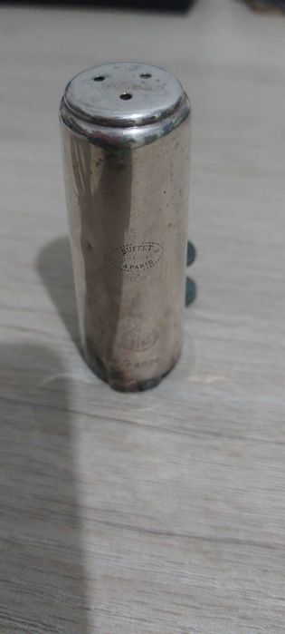 Tapaboquilha e abraçadeira  HB