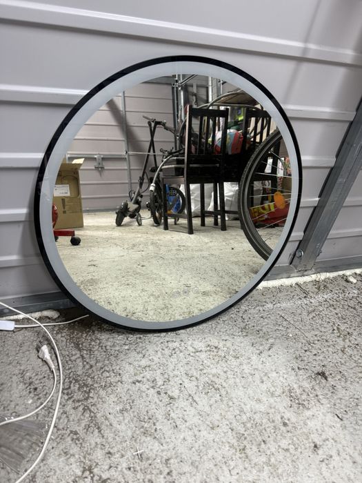 Lustro led z bluetooth