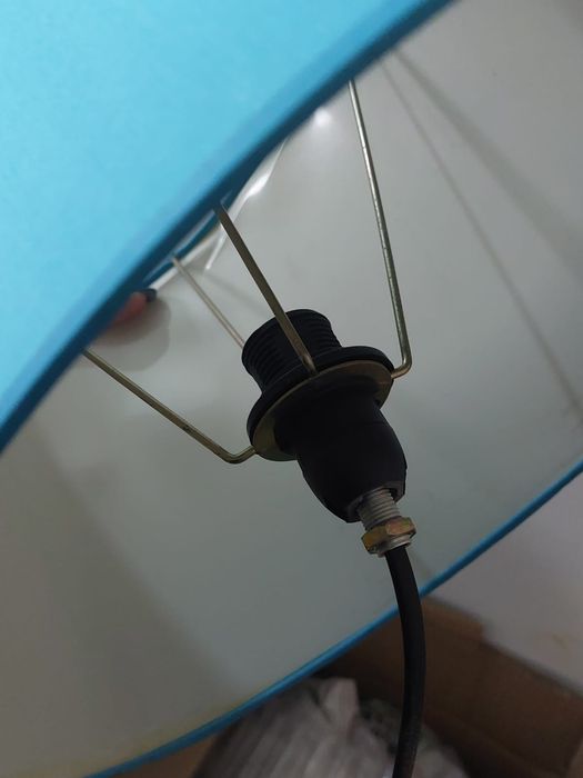 Abajour azul novo e usados.