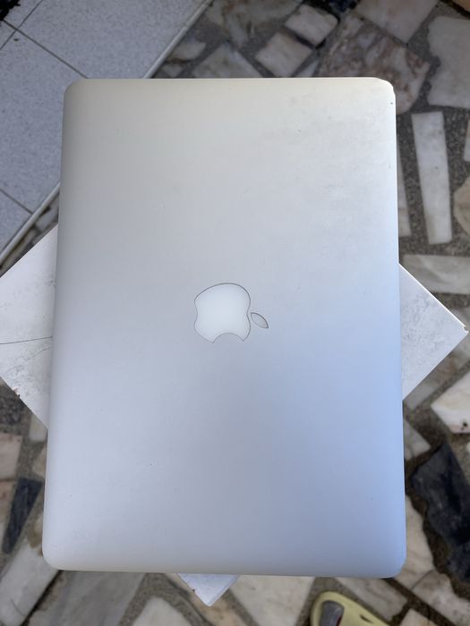 Macbook pro 12,1