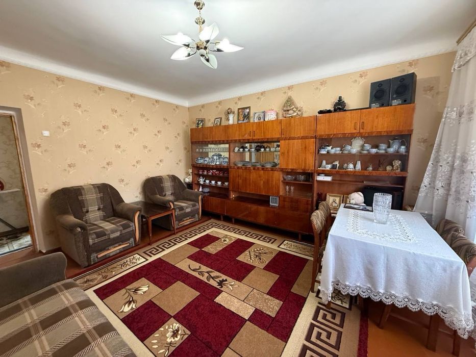 Продається 3-х кімнатна квартира