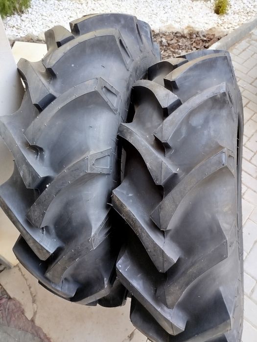 Pneus BKT 11.2-24