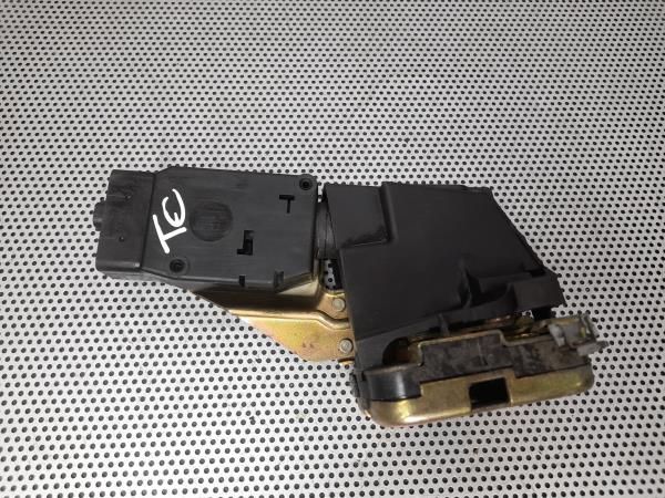 Fechadura / fecho porta trás esquerdo MITSUBISHI Space Star Combi (DG_