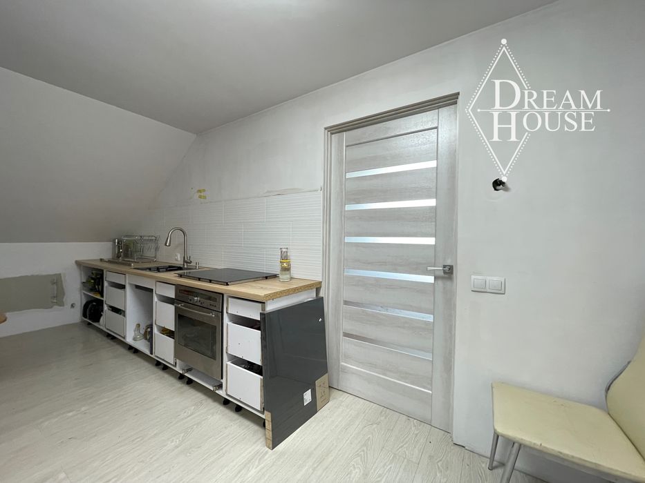 Продаж будинку 2 поверхового