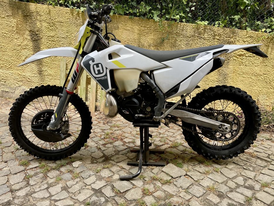 Husqvarna TE 300 i 2022