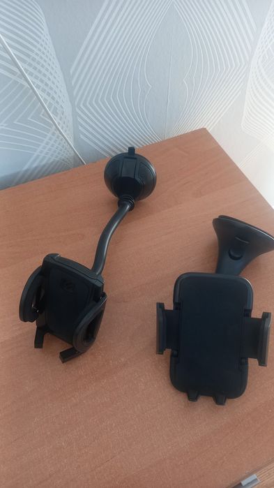 Witam, sprzedam 2 szt  uchwyt na telefon komórkowy