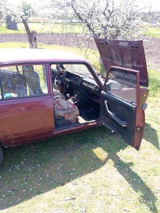 Продам машину ВАЗ 2107