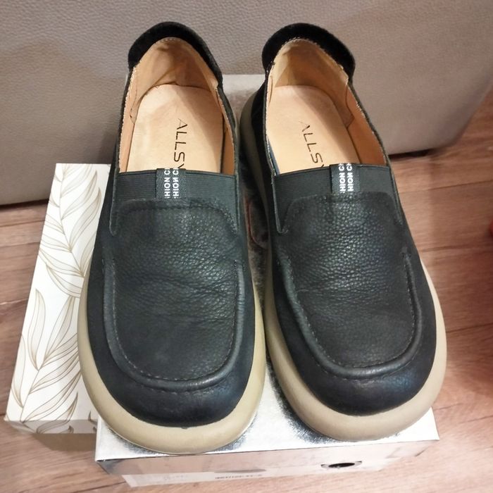 продам лофери шкіряні