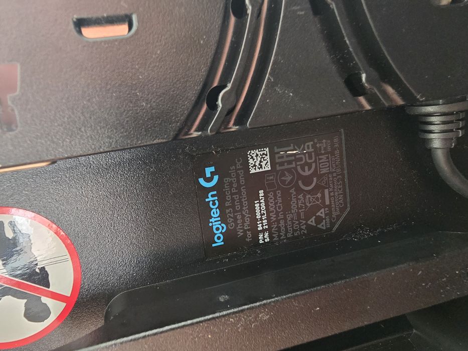 Logitech G923 + shifter + pedały