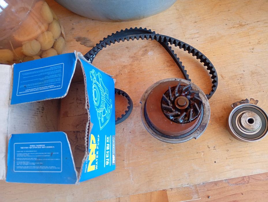 Ремінь ГРМ,помпа,натяжний ролик Авео.ланос,нексия 1.5