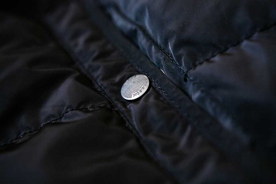 Продам мужскую пуховик парку ( пух ) от бренда Geox ( Italy )