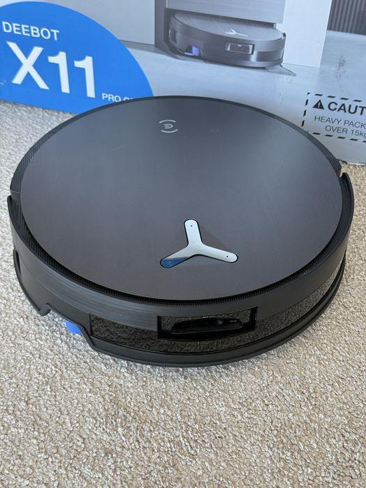 Ecovacs x11 Pro omni - robot aspirador