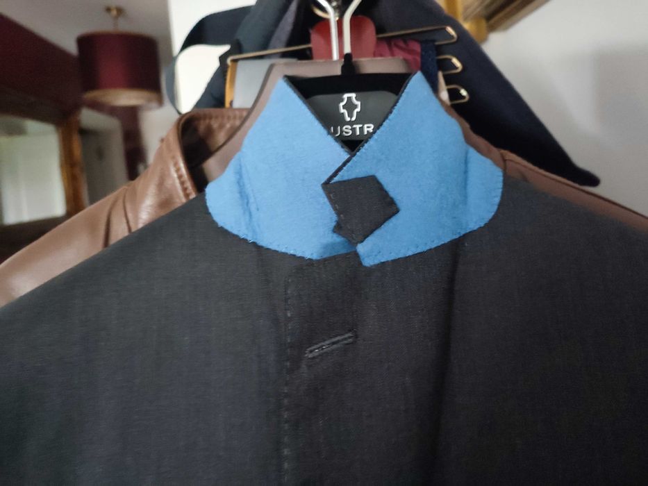 Fato cinza escuro Oficina Mustra Novo