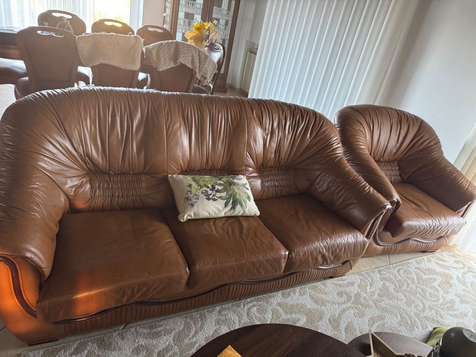 Conjunto de 3  sofas couro verdadeiro