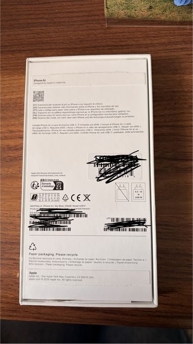 Iphone 17 air  bluesky