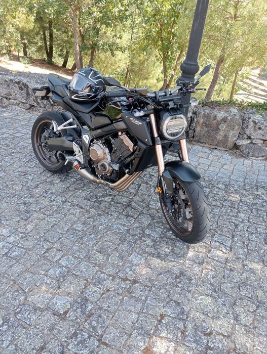 Vendo Honda CB 650 R
