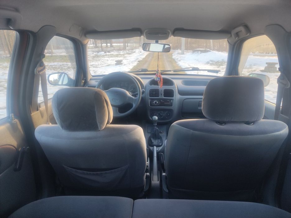 Renault Clio II 1.2 z 1999 - 207 tys km