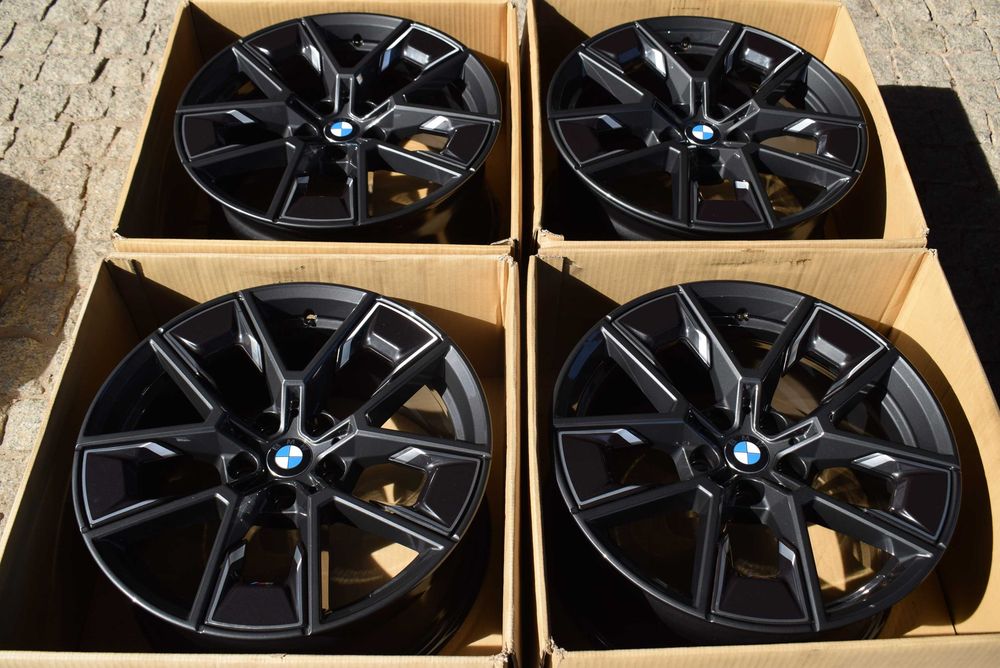 BMW 4 G26 i4 5 G30 G31 felgi m pakiet 18 oryginał OEM