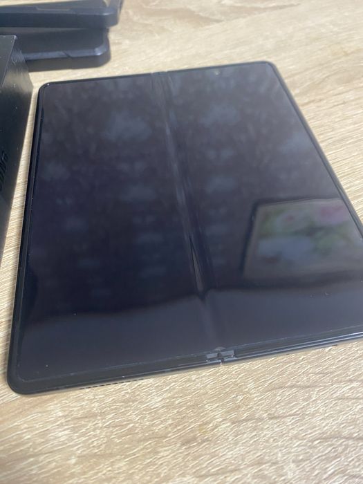 Samsung GalaxyZ fold3 12/512 5G duos .