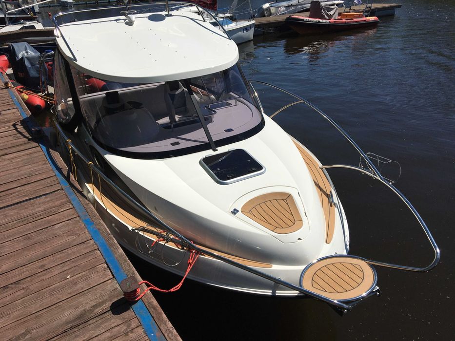 Używana łódź motorowa ESCAPADE 600 silnik Yamaha F200 FETL + przyczepa