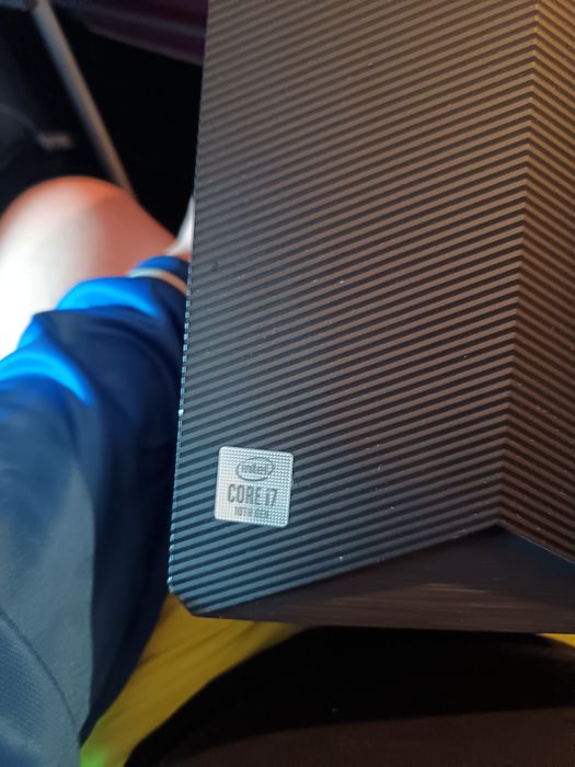 Computador HP TG01-1012np ainda na garantia