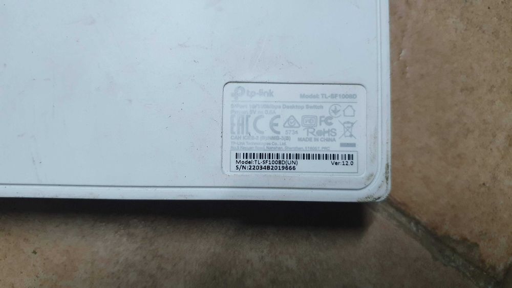 Switch 8 portas TP-Link TL-SF1008D
