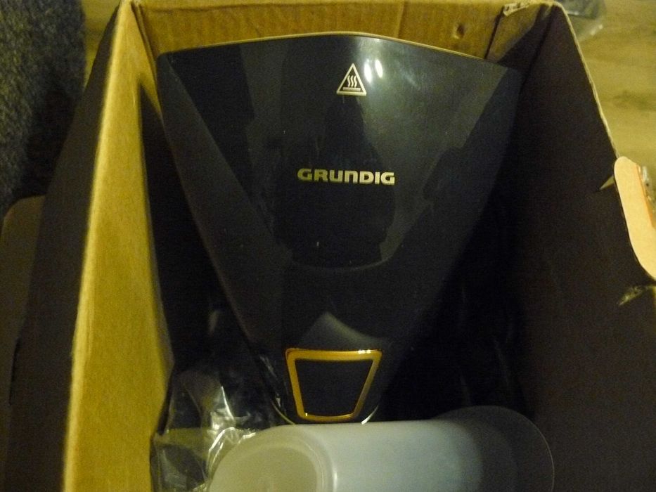 GRUNDIG 1600W szczotka parowa ceramiczna