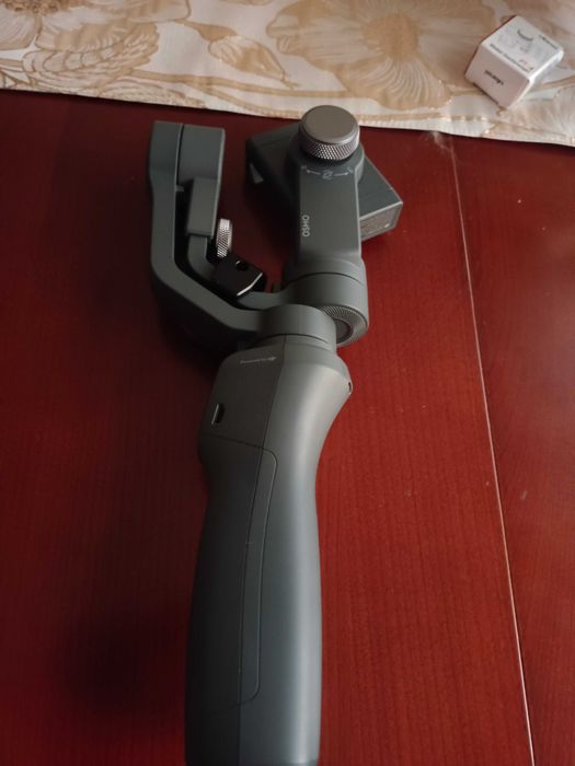 DJI Osmo Mobile 2