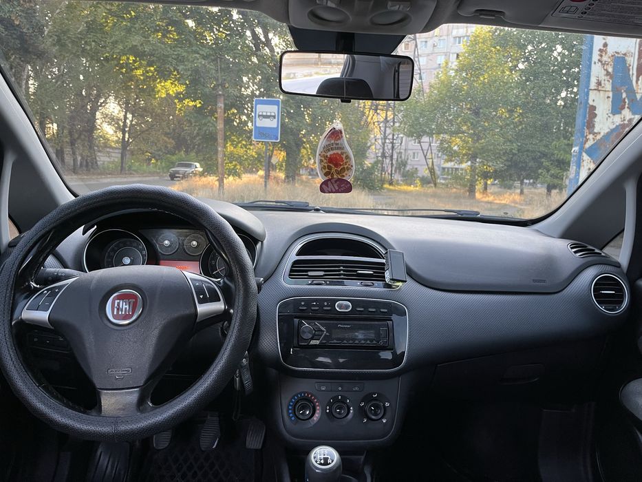 Продам Fiat Punto 1.4