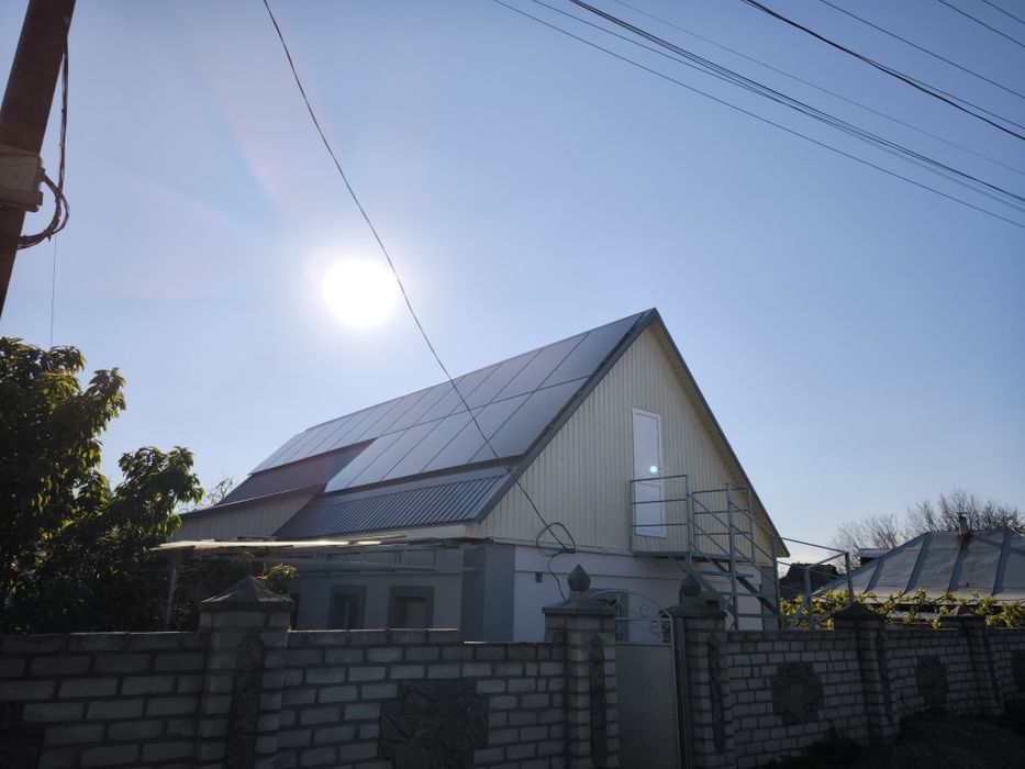 Монтаж солнечных панелей, инверторов. Електрик. СЕС. Сонячні панелі.