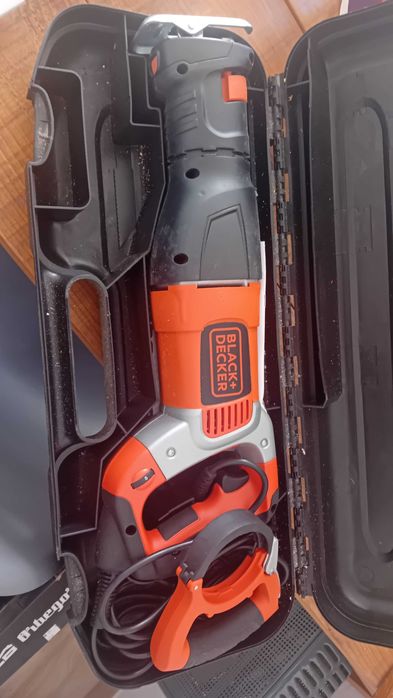 Serra Sabre Black + Decker 1050W