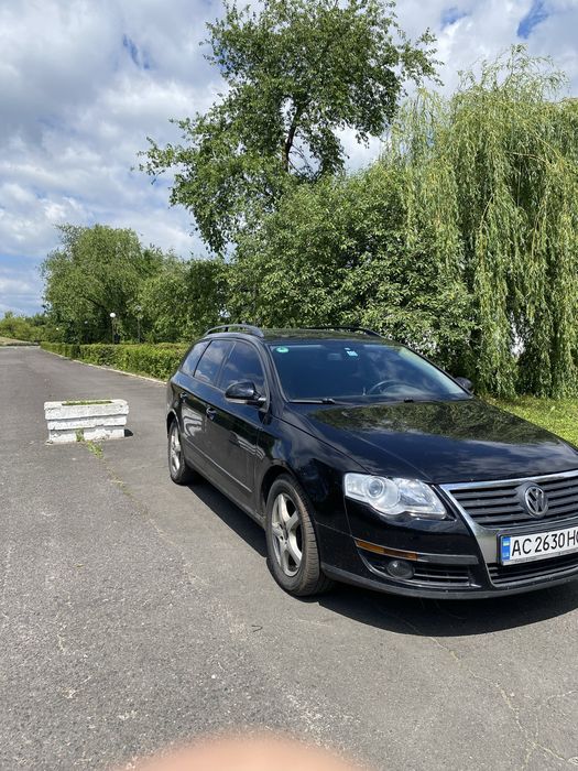 Pasat b6 чорний колір
