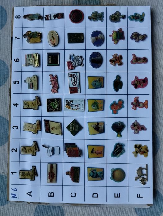 (N) Pins de vários temas