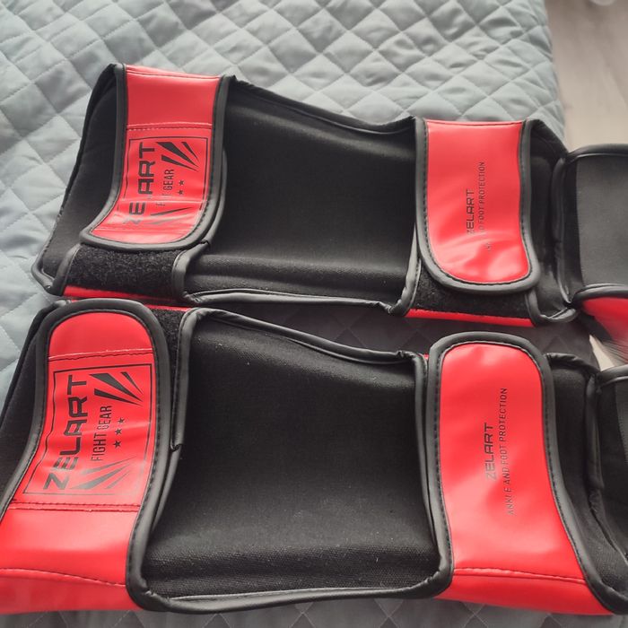 Захист гомілки та стопи для єдиноборств захист для ніг Zelart Fight