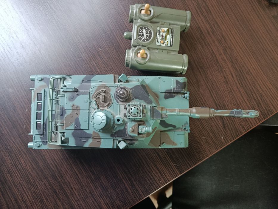 Танк на радіо керуванні