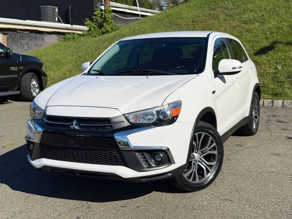Mitsubishi Outlander      2018