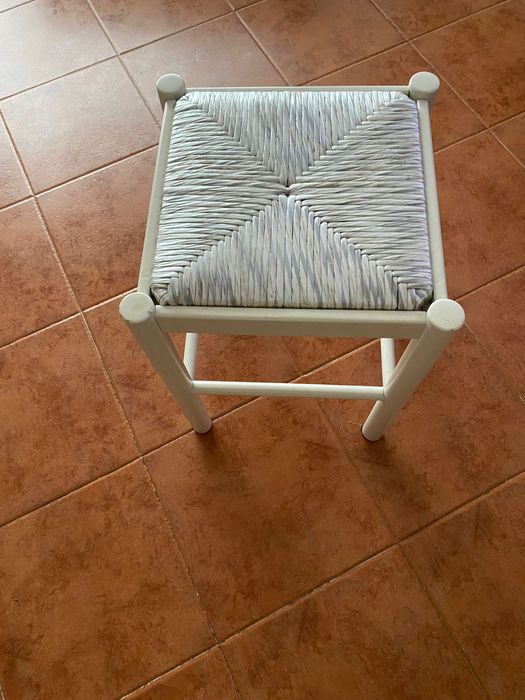 3 bancos de  cozinha