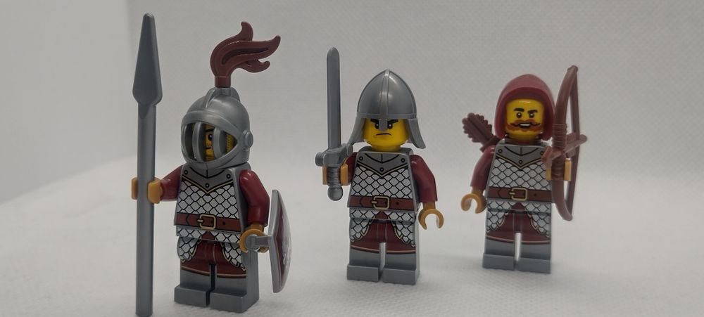Pakiet 3 rycerzy Lego herbu Gryfa