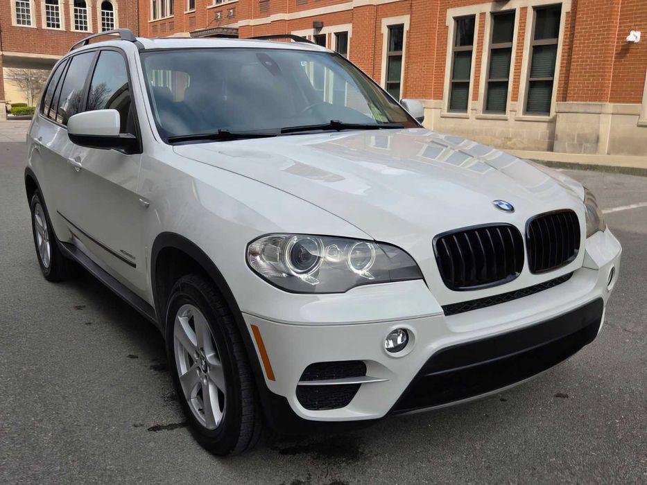 BMW X5 xDrive35d      2012