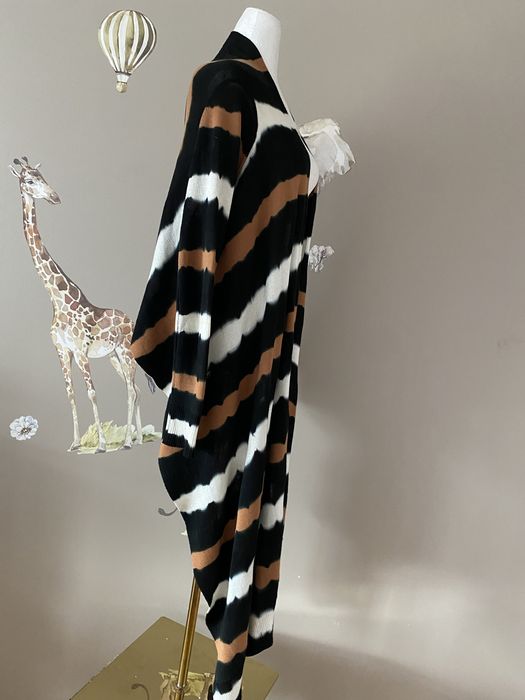 Kardigan długi asymetryczny narzutka elegancka Karen Millen