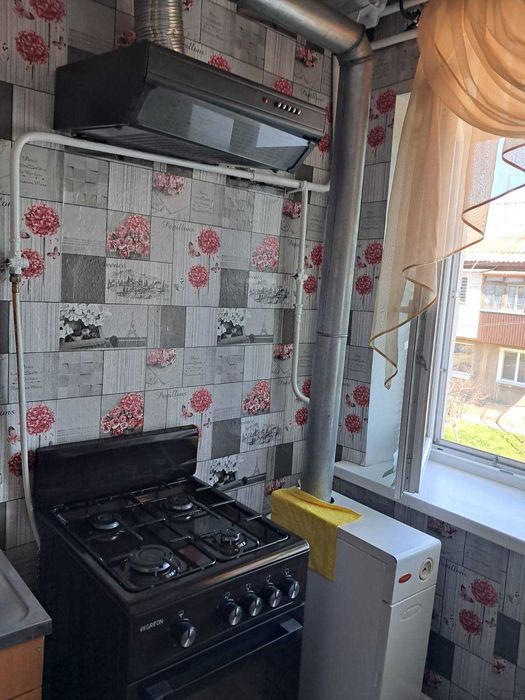 Продам однокімнатну квартиру в Богодухові
