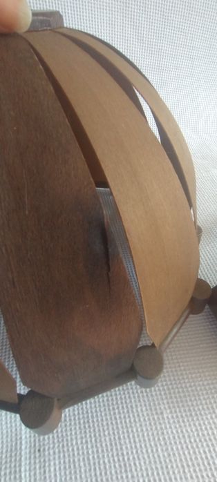 Drewniana lampa wisząca